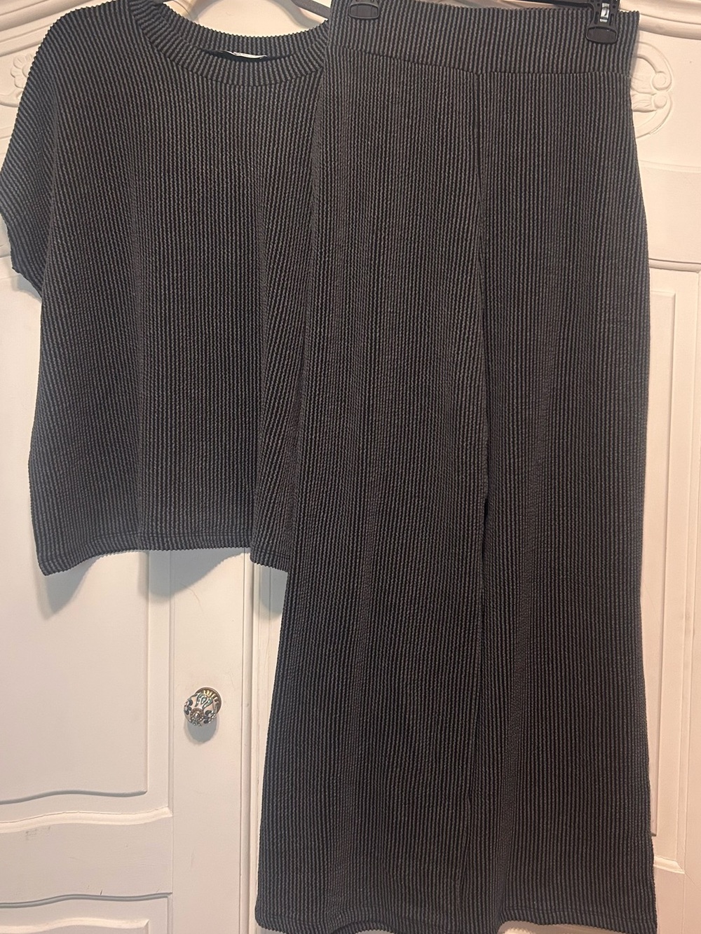 Zenana Outfitters Charcoal Relaxed Wide-Leg Set - Picture 5 of 5